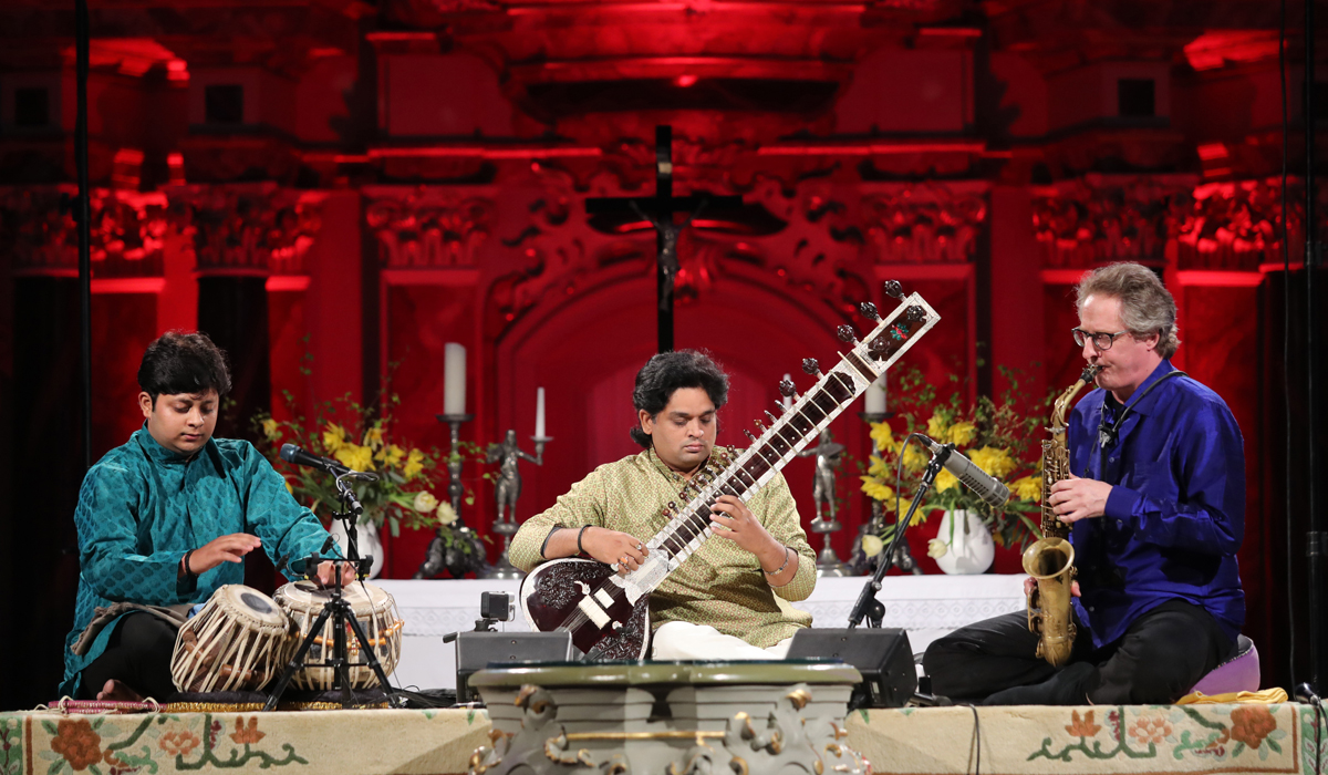 Header - Trio Benares -  